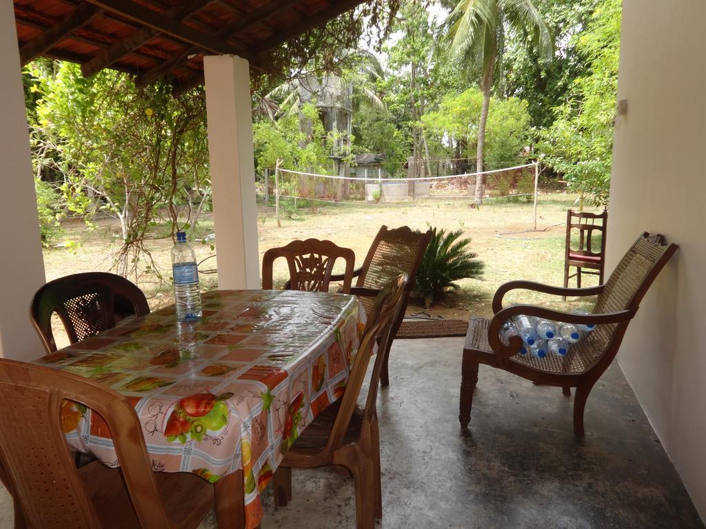Neem Beach House Trincomalee Ngoại thất bức ảnh