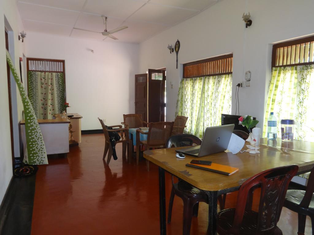 Neem Beach House Trincomalee Ngoại thất bức ảnh